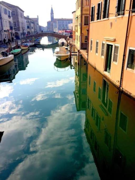 Casa Manuela Non Turisti Ma Ospiti Apartment คิออกเจีย ภายนอก รูปภาพ