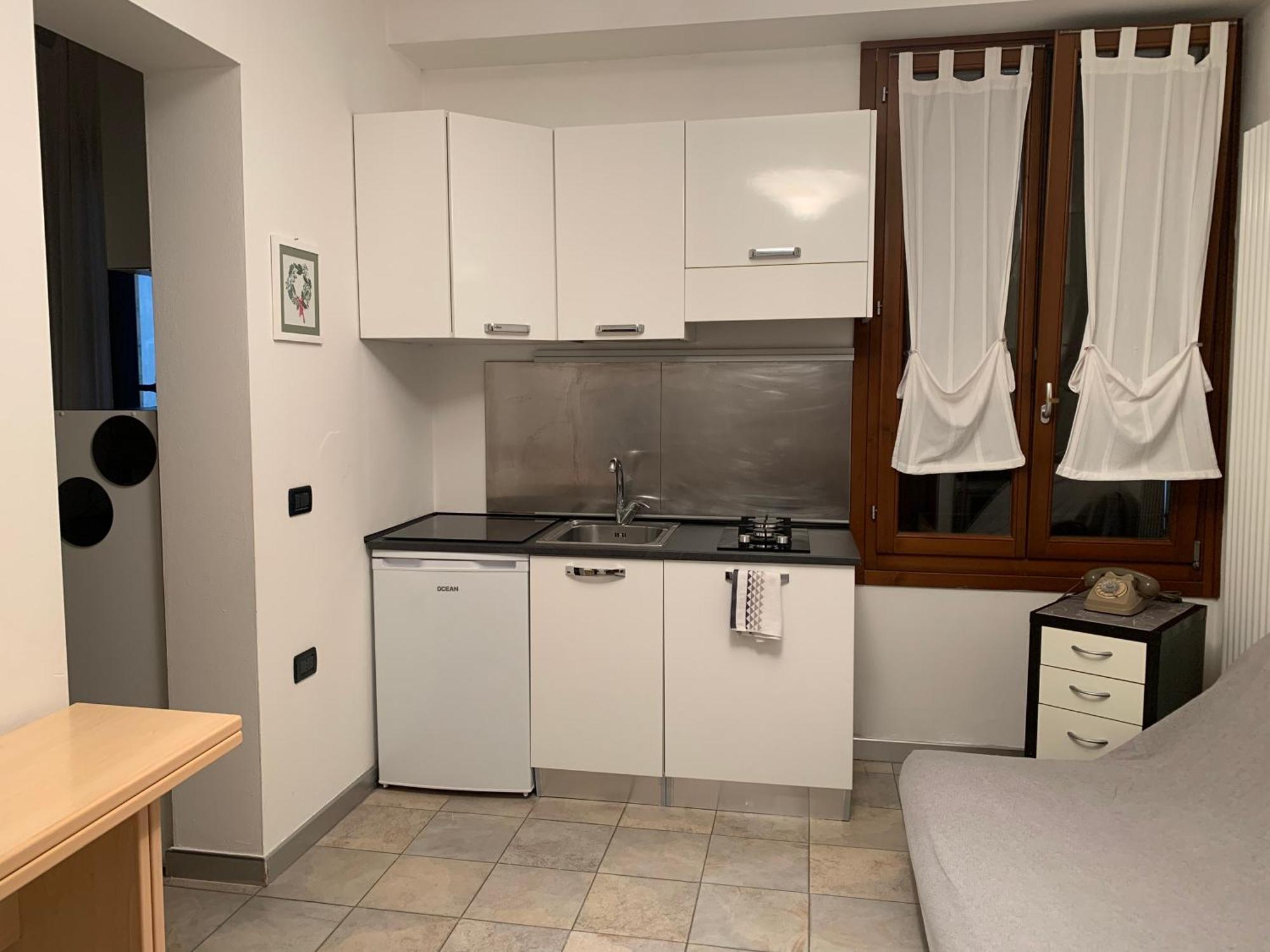 Casa Manuela Non Turisti Ma Ospiti Apartment คิออกเจีย ภายนอก รูปภาพ